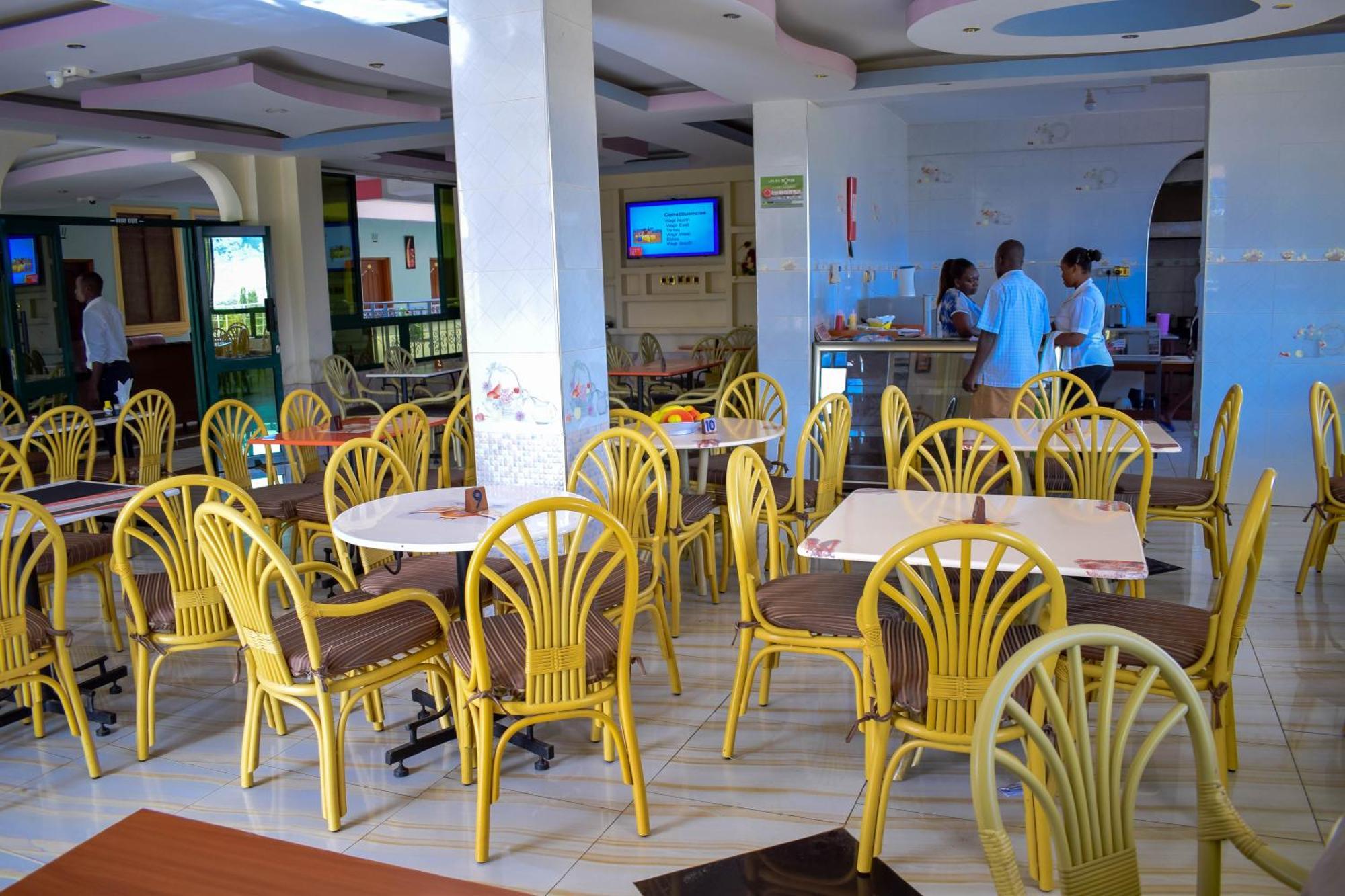 The Joy Hotel Voi Exterior photo